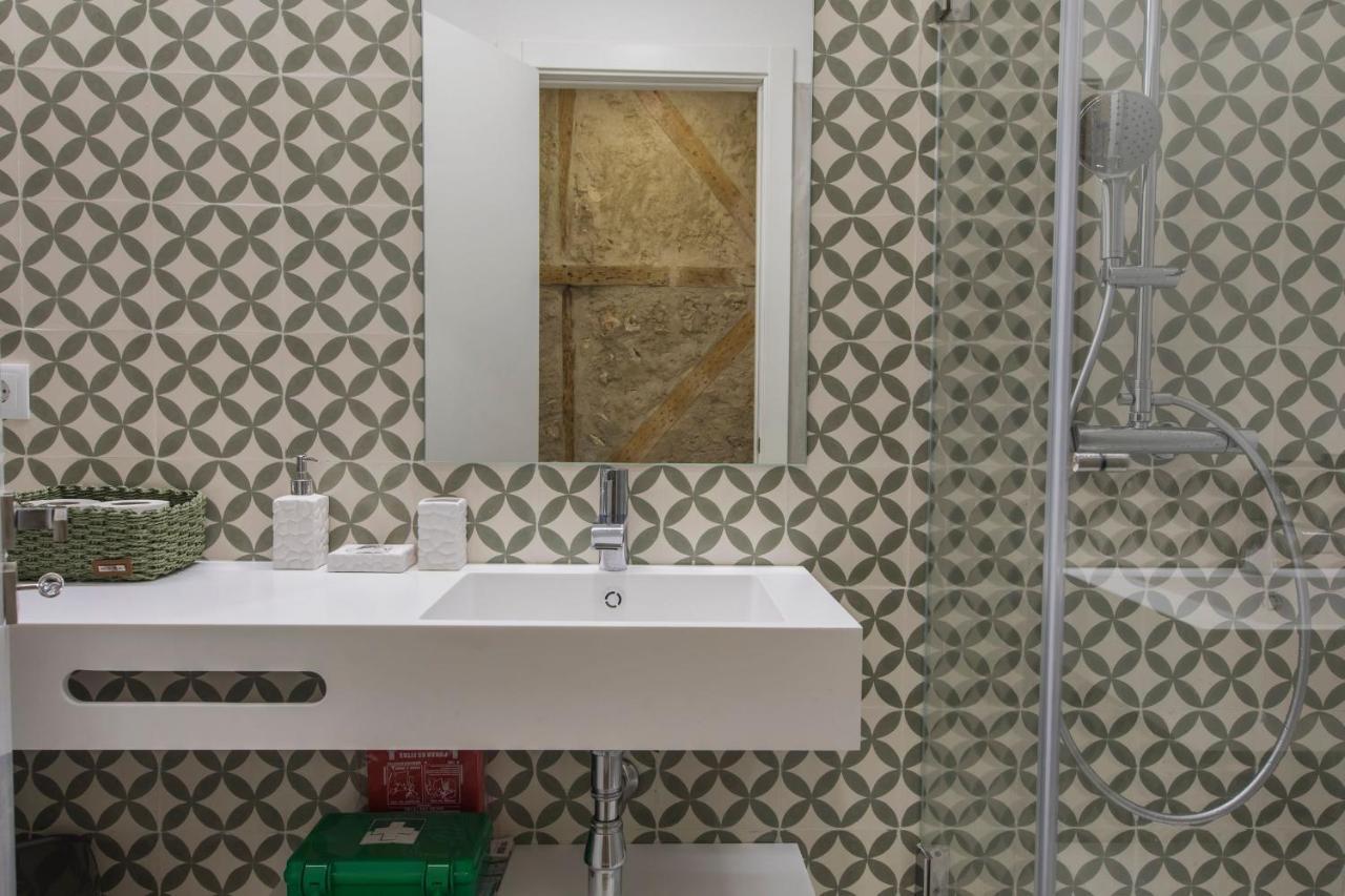 Lovelystay - Vintage Flat Near Santa Justa Elevator! Lisboa Extérieur photo
